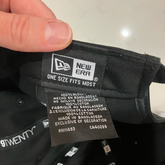 Cadillac "Escalade IQ" Hat Unisex - Picture 6 of 6